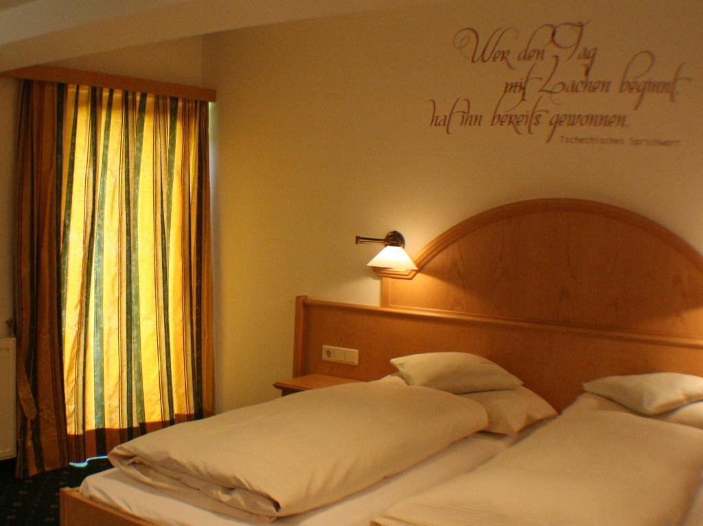 Hotel Garni Laerchenhof Lech am Arlberg Szoba fotó