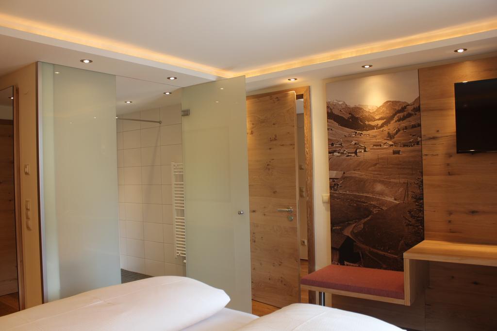 Hotel Garni Laerchenhof Lech am Arlberg Szoba fotó